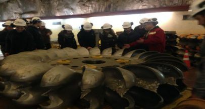 Estudiantes de la Universidad Católica y Valparaíso visitaron central Alfalfal I y Vivero Alto Maipo