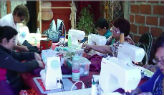 Fundación AES Gener visita talleres de costura en San José de Maipo