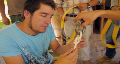 Alto Maipo realiza cursos en áreas de servicios y seguridad para vecinos de la comuna